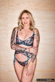 Subgirl Curvy Inked Model in Lingerie