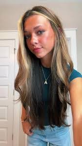 Lana Shirley's Instagram, Twitter & Facebook