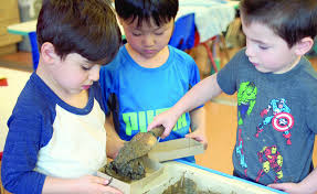 Jewish preschools offer general life lessons, important religious reminders 