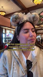 Me declaro culpable! ¿Que es eso que cuando vas al parque si o si tienes  que comprar? #disney #disneyland #disneyworld