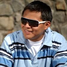 Stream Quién Como Tú