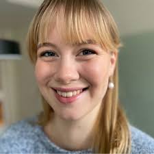 Efter tre år har jag äntligen tagit min kandidatexamen i interaktionsdesign  vid Linnéuniversitetet. Har varit så intressant och lärorikt. Vill tacka  mina fantastiska lärare och klasskamrater som…