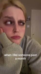 Ellie Proctor's Instagram, Twitter & Facebook