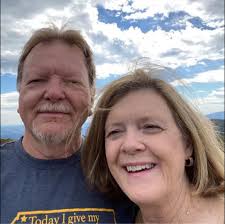 What was the name of the elementary school down from Halifax Court?