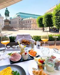 The Perfect Breakfast Spot In Vienna Right Next To The Albertina Museum At Docoalbertina Today Ist T In 2020 Breakfast Spot Breakfast Pictures Perfect Breakfast