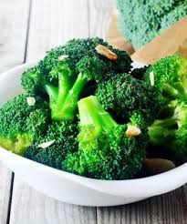 Recettes Delicieuses Et Tres Faciles Avec Du Brocoli Recette A Base De Brocolis Alimentation Brocolis