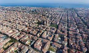 However if you break it down even more, barcelona's city center revolves largely around plaza catalunya and its surrounding areas. Barcelona S Car Free Superblocks Could Save Hundreds Of Lives Cities The Guardian