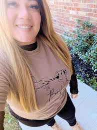 the buc-ees christmas tee! ❤️❤️🦫✨