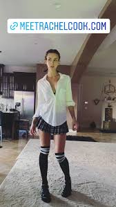 School girl : rRachelCook