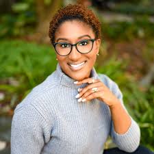 Olivia Nutter's Instagram, Twitter & Facebook