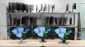Find a dell monitor for your computer, from slim lcd flat screens to widescreen pc monitors. The 3 Best Dell Monitors Of 2021 Reviews Rtings Com