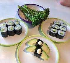 If you like to eat sushi and you just assume that it is gluten free, you might be disappointed to realize that it is not so simple. Pin Auf Vegan Sushi