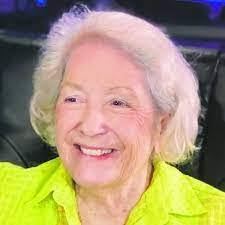 Vera Mead's Instagram, Twitter & Facebook