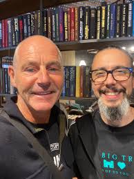 After a superb gig last night at Cadogan Hall, just had the pleasure of  bumping into Alberto Bravin at Stansted Airport. What a gent. We chatted  all things Black Sabbath. Safe journey