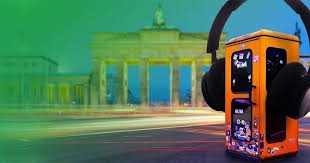 Berlin Techno Booth, una cabina per ballare da soli per le vie di ...