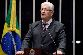 Resultado de imagen para Roberto Requião