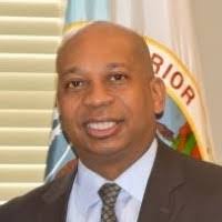 Kenneth Dalton's Instagram, Twitter & Facebook