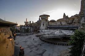 Everything You Need To Know About Star Wars Galaxy S Edge At Disneyland Park California Disneyland Park Disneyland Walt Disney World