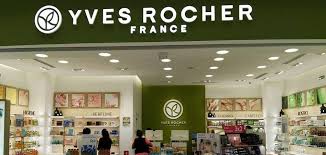 The company is present in 88 countries on five continents and employs 13,500 personnel, excluding more than 215,000 through additional indirect jobs. Yves Rocher Modifica Su Cupula En Espana Con Un Nuevo Responsable Modaes Es