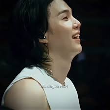 I'm obsessed with him 😭😍🫠pinter banget bikin army HISTERIS lu  Yoon..😭🤸‍♀️😍 #suga #bts