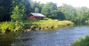 One huge win for me was that there is hardly any phone signal, so you get full experience realising and appreciating where you are. Glamping In The Lake District Lake District Holidays Canopy Stars