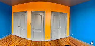 New York City Interior Painting Service That Provide Professional Painters For The Following Projects 1 Interior Paint Painting Services Painting Cabinets