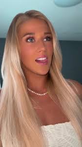 Michelle Mutter's Instagram, Twitter & Facebook