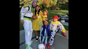 We have drove past on several occasions and said we will try the curry house. Stephen Curry Dresses Up As Buzz Lightyear For Halloween Despite Broken Hand Abc7 San Francisco