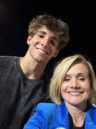 Janette Church (@ArtWithMsChurch)