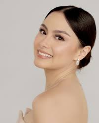 I love inspiring others, whether through style, beauty, or the choices I  make. Integrity is at the heart of everything I do. It builds trust,  credibility, and self-respect. That's why I appreciate @