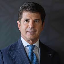 Oscar Di Montigny Email & Phone Number