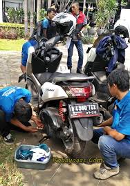 Shell advance ax7 ideal untuk sepeda motor berperforma tinggi. Ganti Oli Gratis Bersama Shell Pakai Shell Advance Ax7 Scooter Yamaha Nmax Ngaciiirr Kobayogas Com Your Automotive Blog