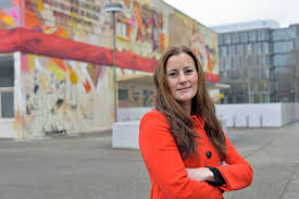 Die hessische fraktionsvorsitzende janine wissler gilt als eine von zwei aussichtsreichen kandidatinnen für die nachfolge von katja kipping und bernd riexinger als vorsitzende der partei die linke. Journal Frankfurt Nachrichten Janine Wissler Frankfurt Ist Eine Stadt Der Widerspruche Vor Der Landtagswahl