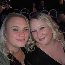 Sharon Chalk's Instagram, Twitter & Facebook