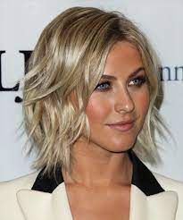 Julianne Hough Medium Straight Casual Hairstyle Straight Hairstyles Julianne Hough Hair Trendy Haircuts Medium