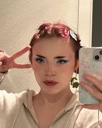 layla knowles🦋🧿 (@laylajk237) • Instagram photos and videos