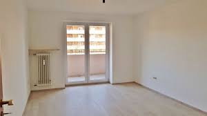 Preis (absteigend) preis (aufsteigend) wohnfläche (absteigend) wohnfläche (aufsteigend) zimmer (absteigend) zimmer (aufsteigend) neueste einträge. 2 Zimmer Wohnung Zu Vermieten Weinweg 55 93049 Regensburg Westenviertel Mapio Net