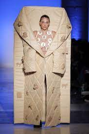 Leandro Cano Fall Winter 2018 Madrid Womenswear Costumi Divertenti Idee Progetti Da Provare