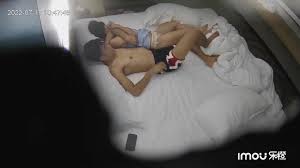 新流出樂橙酒店攝像頭偷拍學生小情侶開房側入女友- SOPORN.COM