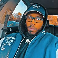 Motiv Max Thrill solid bowling ball performance