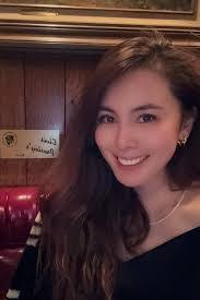 Jacqueline Mathis's Instagram, Twitter & Facebook