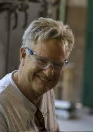 Dee Crouch's Instagram, Twitter & Facebook