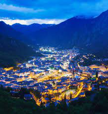Andorra, officially the principality of andorra, is one of the smallest states in europe. Andorre La Nouvelle Destination En Vogue Porsche Gts