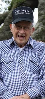 Max Harbin's Instagram, Twitter & Facebook