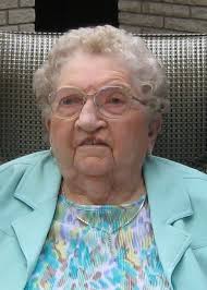 Agnes Gladys Lyons (Henry)