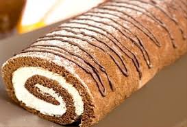 La Buche Chocolat Au Mascarpone Est Une Buche De Noel Composee D Un Biscuit Roule A Base De Farine Fleur D Roule Au Chocolat Buche De Noel Tiramisu Mascarpone