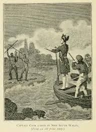 Tari lilin berasal dari daerah sumatera barat, budaya ini termasuk dalam jenis tari kelompok yang dibawakan oleh kaum perempuan secara berpasangan, dengan properti utama berupa lilin di dalam piring dan dipegang di kedua tangan penari, sembari menari. Bruce Marriott Lima Puluh Lima Dengan Ilustrasi Dan Pendahuluan