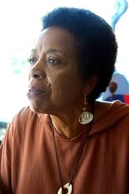 People left her shows happy.' Melva Houston, renowned singer, dies at 70.