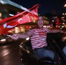 World cup games 2006 (4) uefa european championship. Em 2008 So Feierten Berlins Turken Ihren Em Erfolg Welt