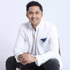 See more of hengky kurniawan on facebook. Hengki Kurniawan Hengkychova Twitter